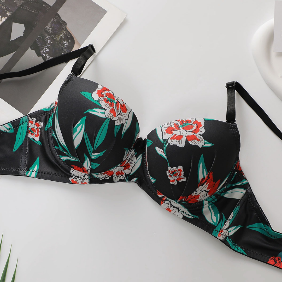 Pleasing Strings Women Floral Print Wired Push-Up Bra & Panty Set