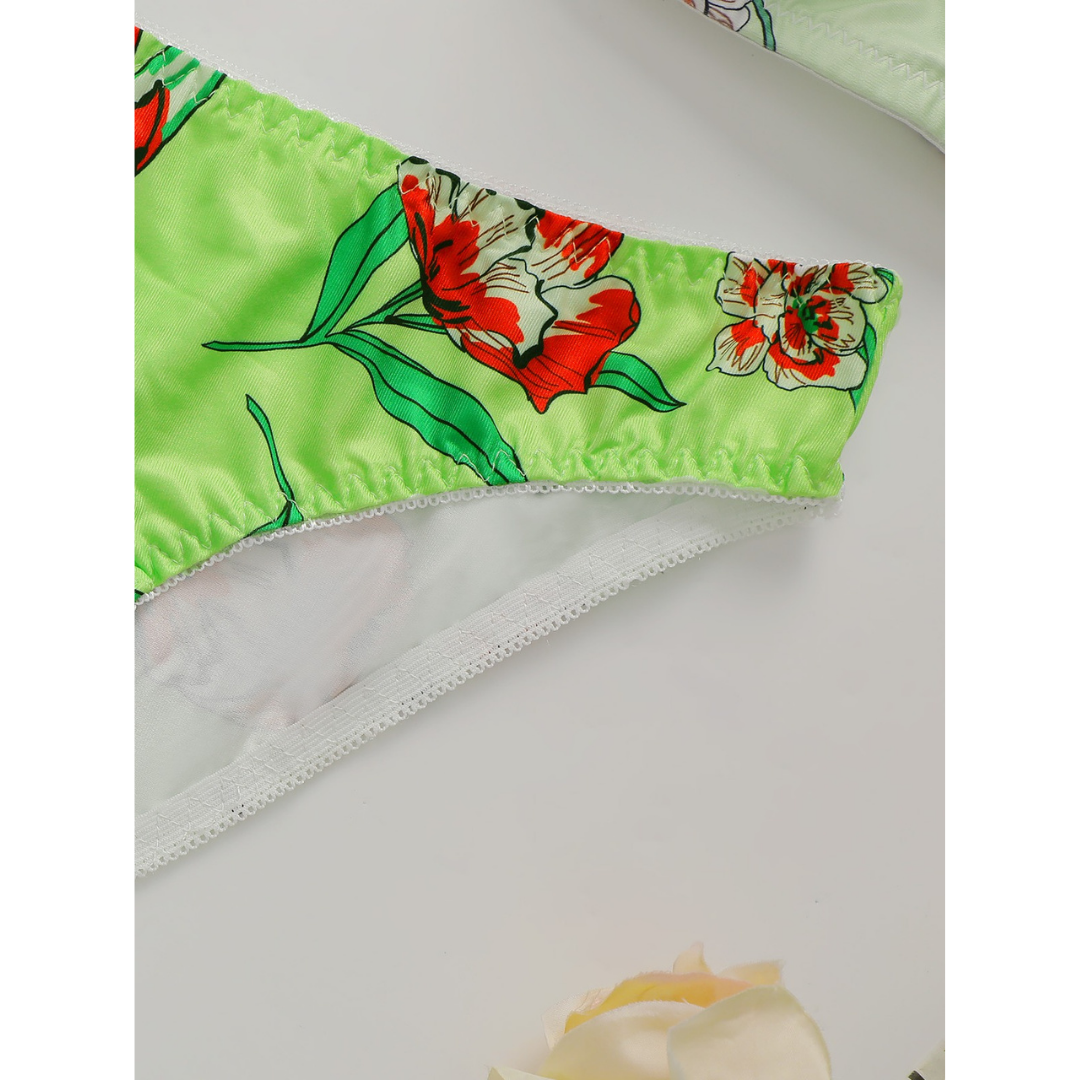 Pleasing Strings Women Floral Print Wired Push-Up Bra & Panty Set
