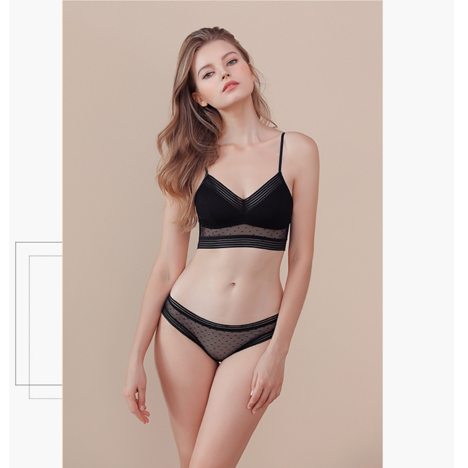 Women Low Back Wireless Lifting Lace Bra Set
