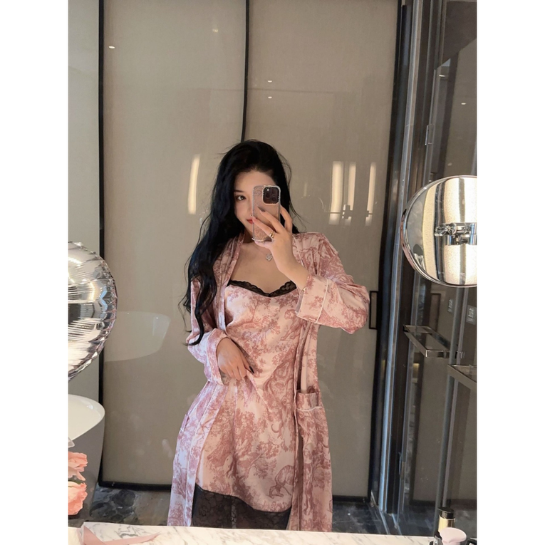 Pleasing Strings Women's 2pc Red Toile Print Satin Robe Set with Matching Scrunchy