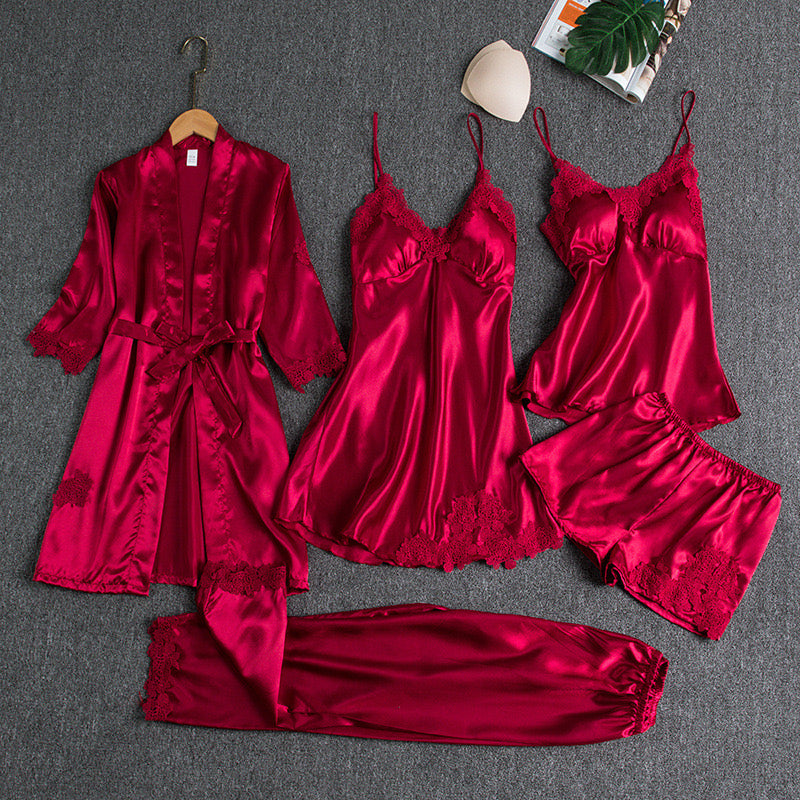 Pleasing Strings Women Cami Short Pyjamas with Robe 5 Pc Set